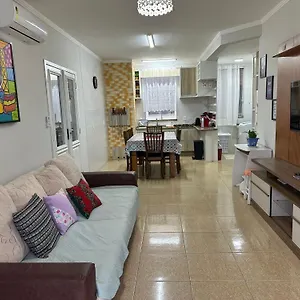 Apartamento De Palmas, Completo Próximo A E Todo Comercio, Governador Celso Ramos